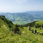 Greber Gertraud 아파트