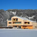 Greber Gertraud 아파트 베차우
